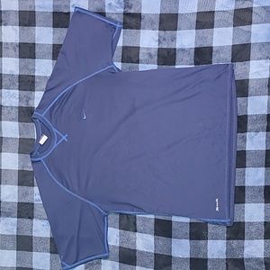 Vintage. 90's. NIKE. Sphere-dry. Tee-shirt size Large. Like-new